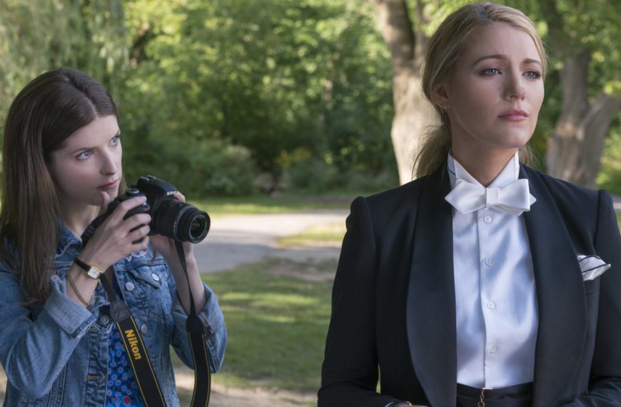 A Simple Favor (2018)