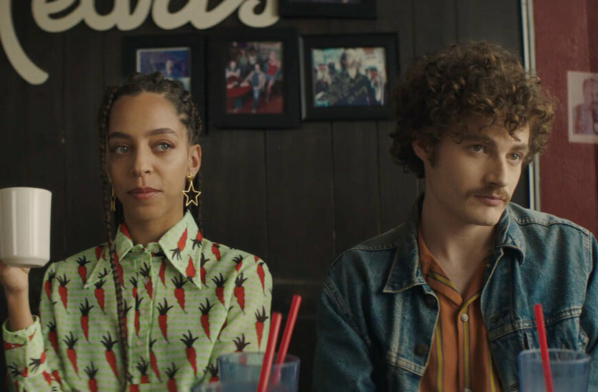 Mark, Mary + Some Other People (2021)