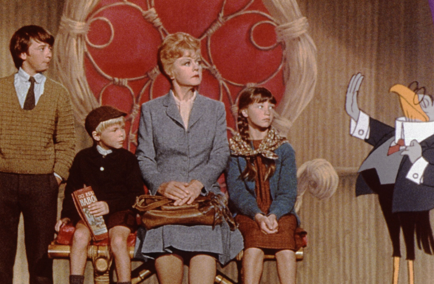 Podcast Episode: Mary Poppins (1964) / Bedknobs and Broomsticks (1971) – Talkin’ Poppins